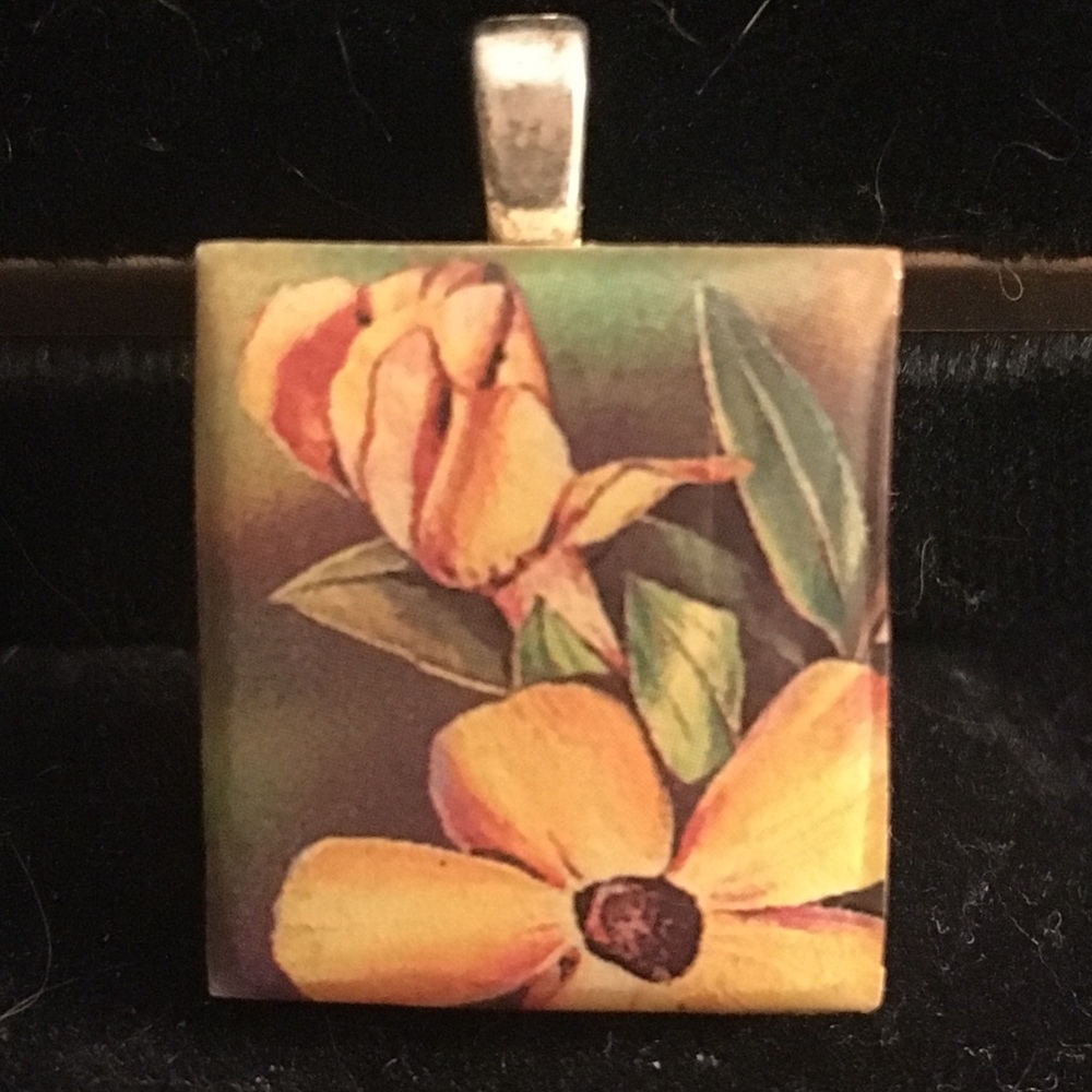 Handmade flower pendant